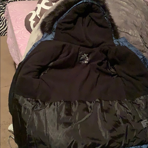 Winter coat - Picture 2 of 6